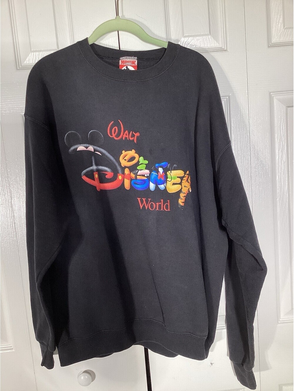 Vintage Walt Disney  Mickey Mouse Inc Embroidered  Disney United Sweater XL